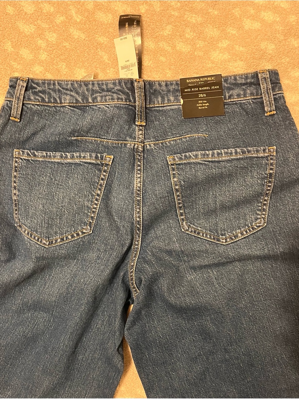 NWT Banana Republic Indigo Mid Rise Barrel Jeans 28/6 - Picture 4 of 6